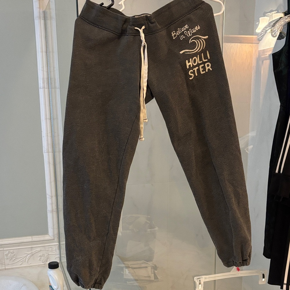 Hollister WOMEN’S Dark Gray Joggers M